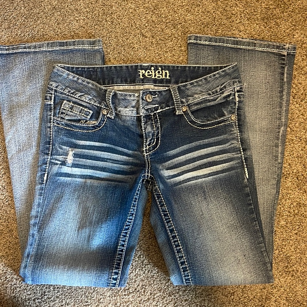 Reign size 9 flare jeans